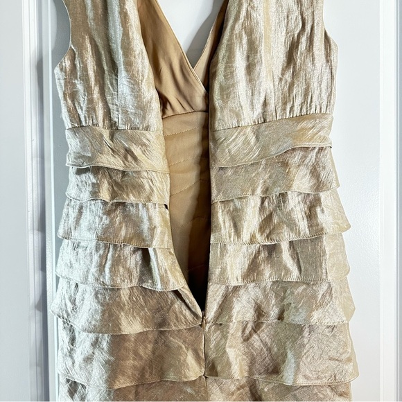 London Times Gold Metallic Tiered Ruffle Cocktail Dress Women’s Size 10 - Picture 10 of 11